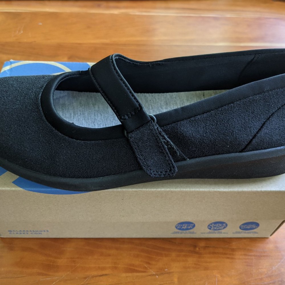 Clarks Cloudsteppers Mary Janes Sz 10 NWOT